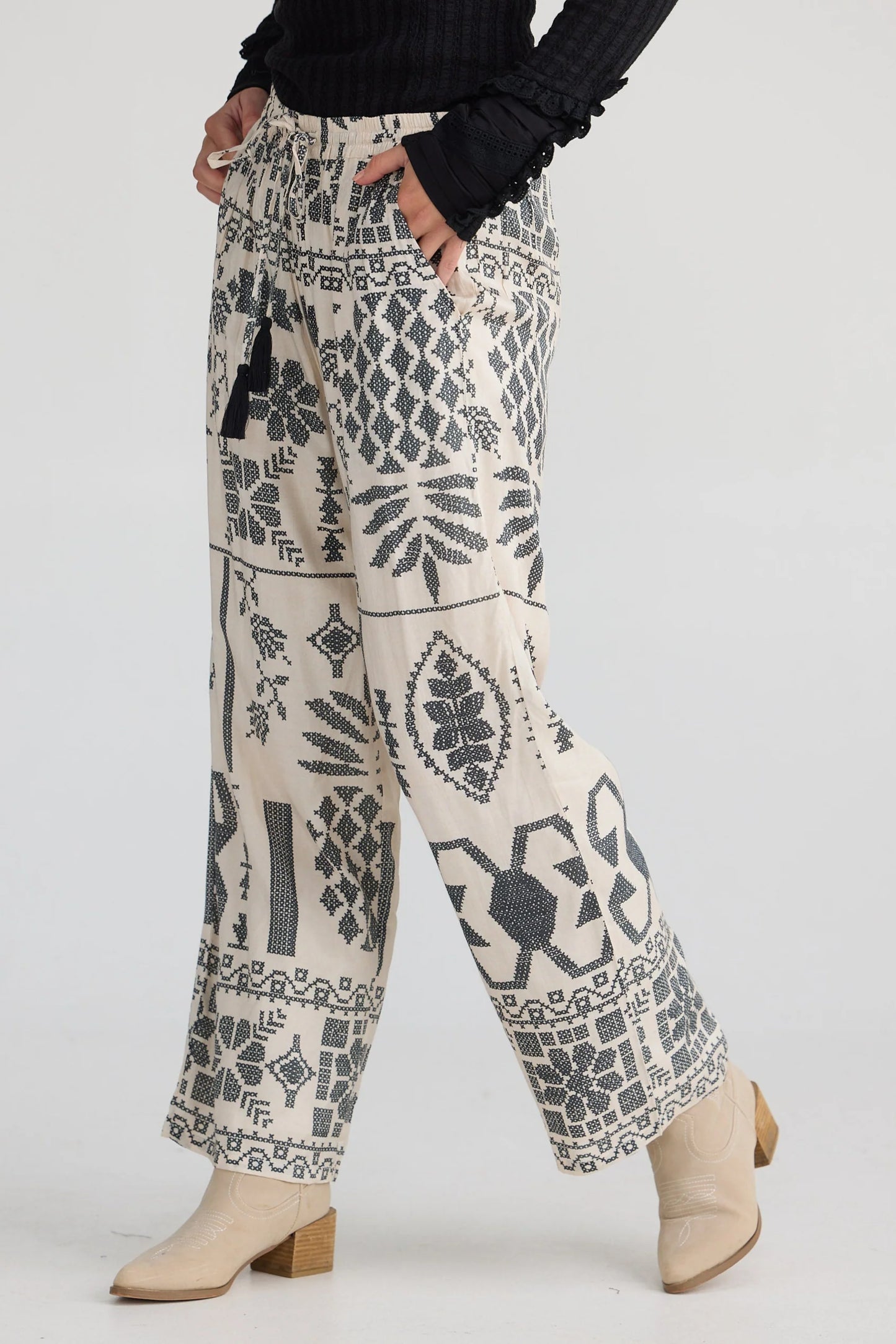 Rio Pant - Cross Stitch