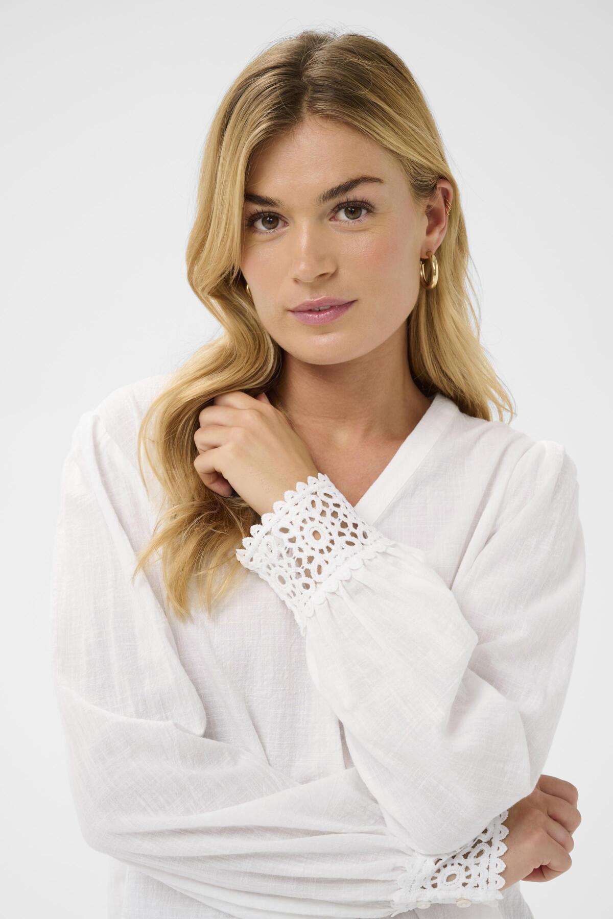 Delia Blouse