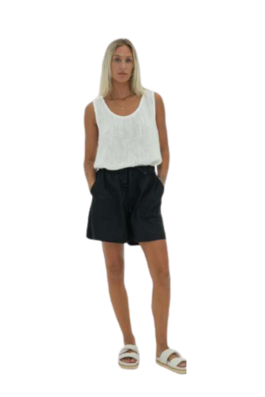 Isla Short