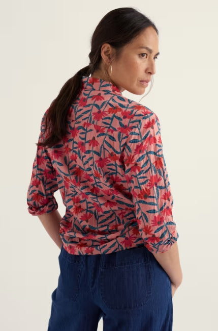 Larissa Shirt