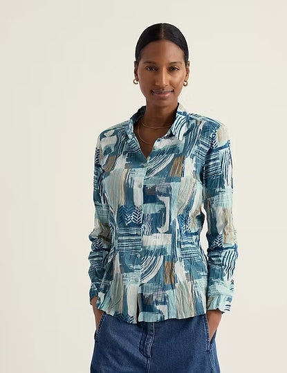 Larissa Shirt