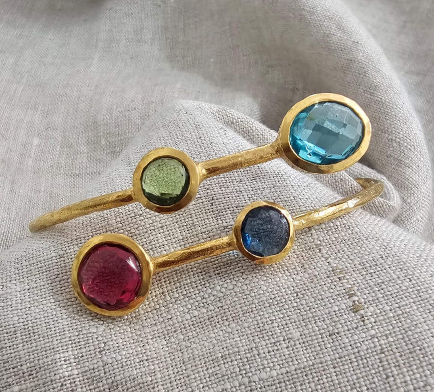 Euro Gold cuff bangle with gem- A22.24